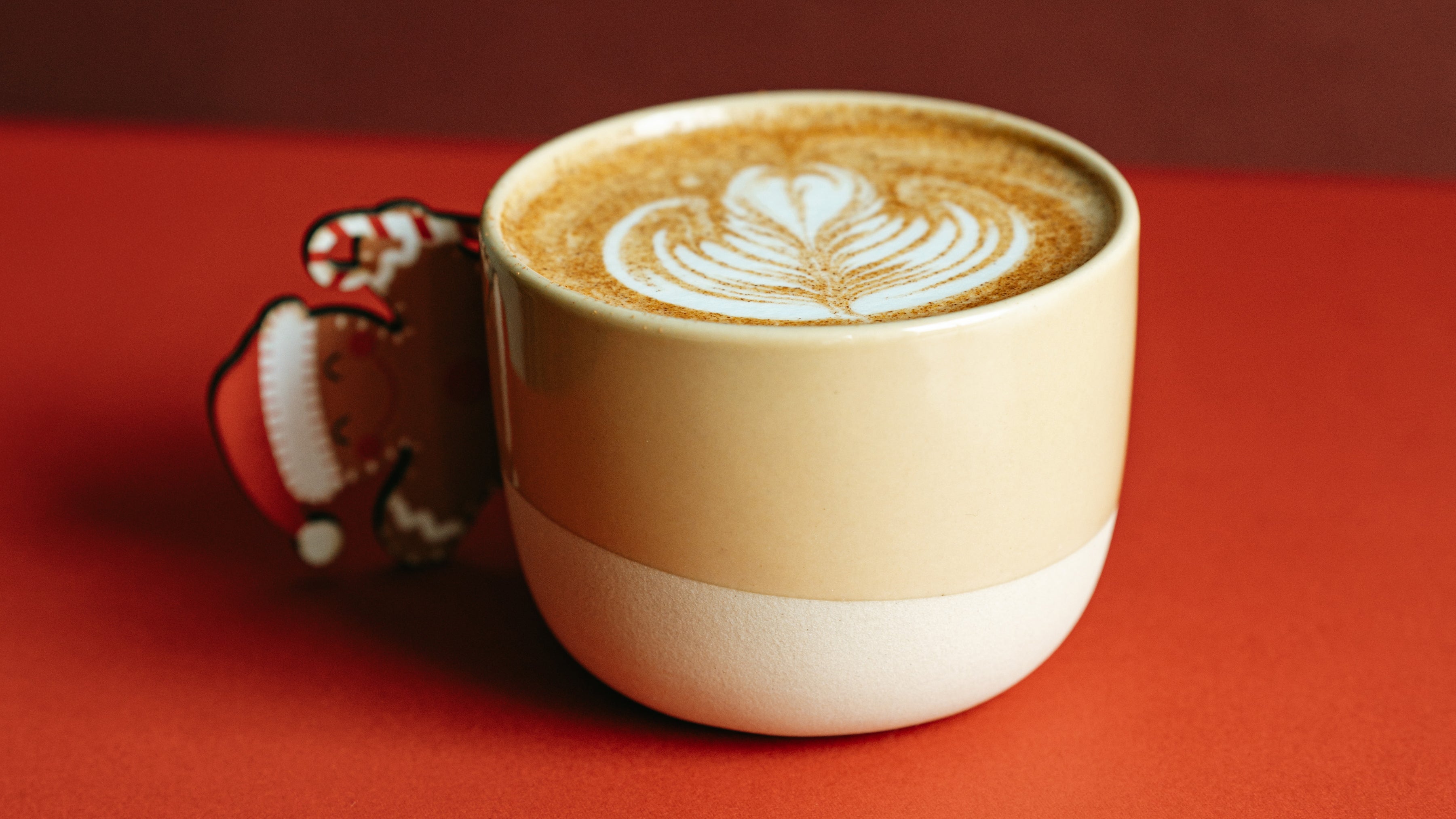 Gingerbread latte: Zo maak je 'm zelf thuis